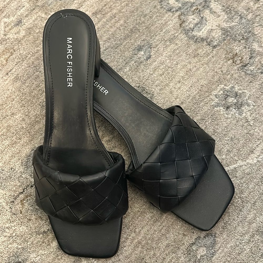 Marc Fisher black sandals